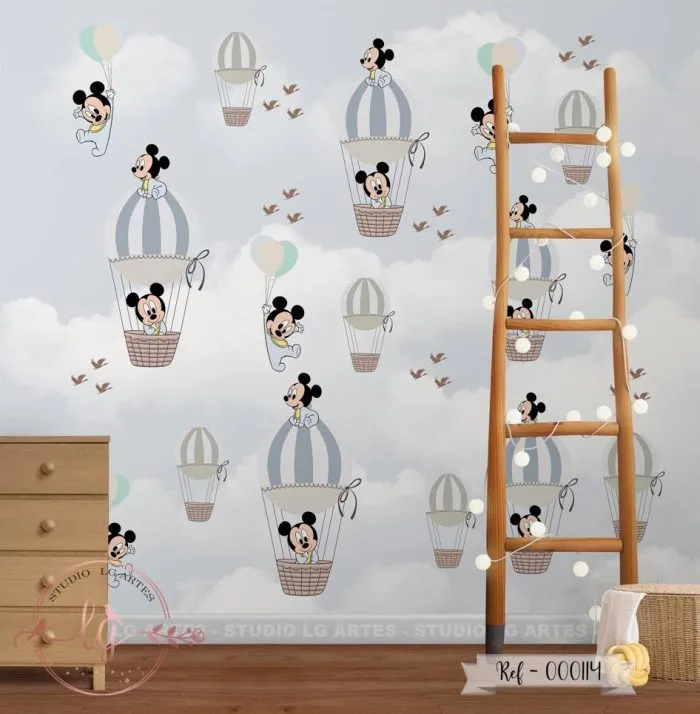 Papel de Parede Mickey Baby nos Balões