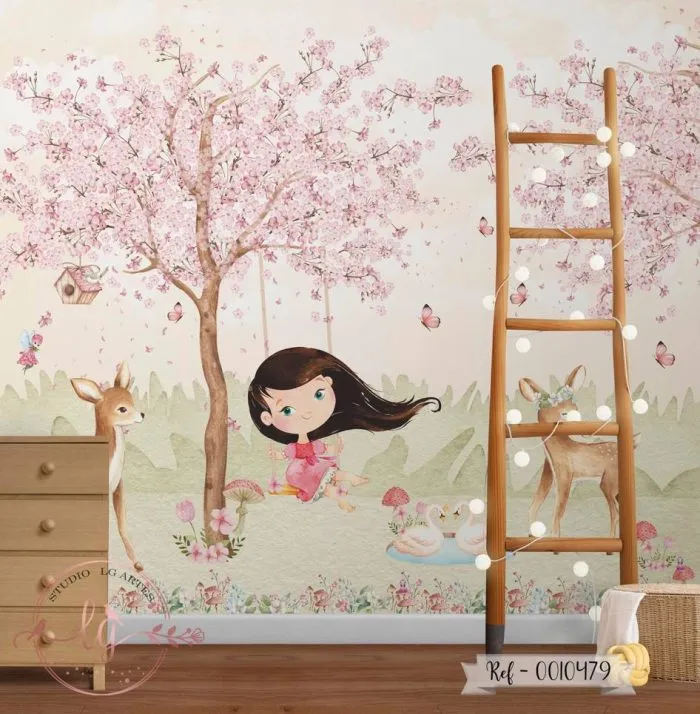 Papel de Parede Menina Brincando no Balanço